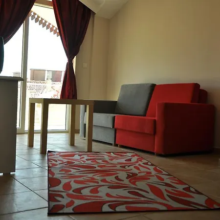 Apart Otel Almila Side
